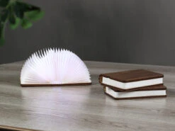 GAO LED Akku Dekoleuchte Im Buchdesign, Faltbar Per USB Aufladbar -Lamp Geschaft led akku dekoleuchte im buchdesign faltbar per usb 2