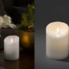 Konstsmide LED Echtwachskerze Mit Flamme & Timer, Ø 10cm, Höhe 14cm, Batteriebetrieb