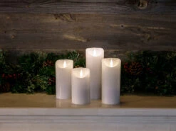 Konstsmide LED Echtwachskerze Mit Flamme & Timer, Ø 7,5cm, Höhe 20,5cm, Batteriebetrieb -Lamp Geschaft led echtwachskerze mit flamme timer 75cm hoehe 205 6